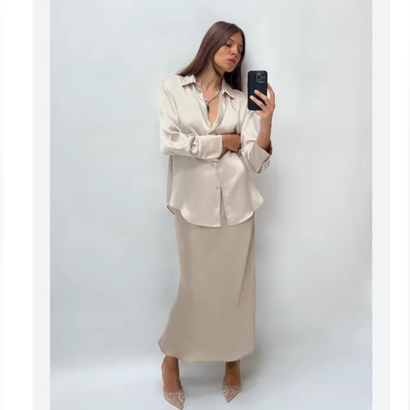 NWT ZARA satin effect metallic blazer and skirt set size Small - Picture 7 of 7